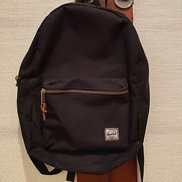 Herschel Backpack - Picture 1 of 5